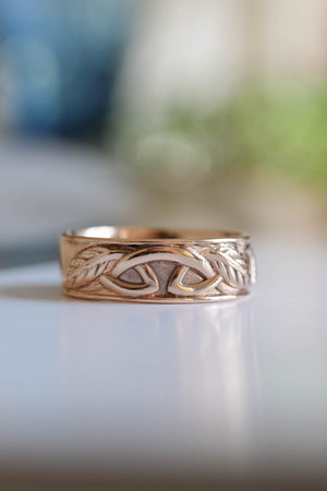 Mens Celtic knot wedding band, Irish inspired ring - Eden Garden Jewelry™