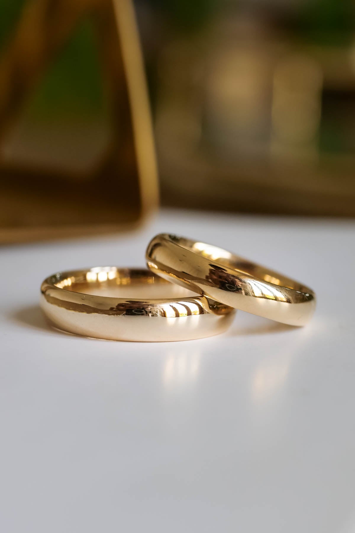 Wedding rings set for couples: classic polish finish bands 4mm and 5mm - Eden Garden Jewelry™