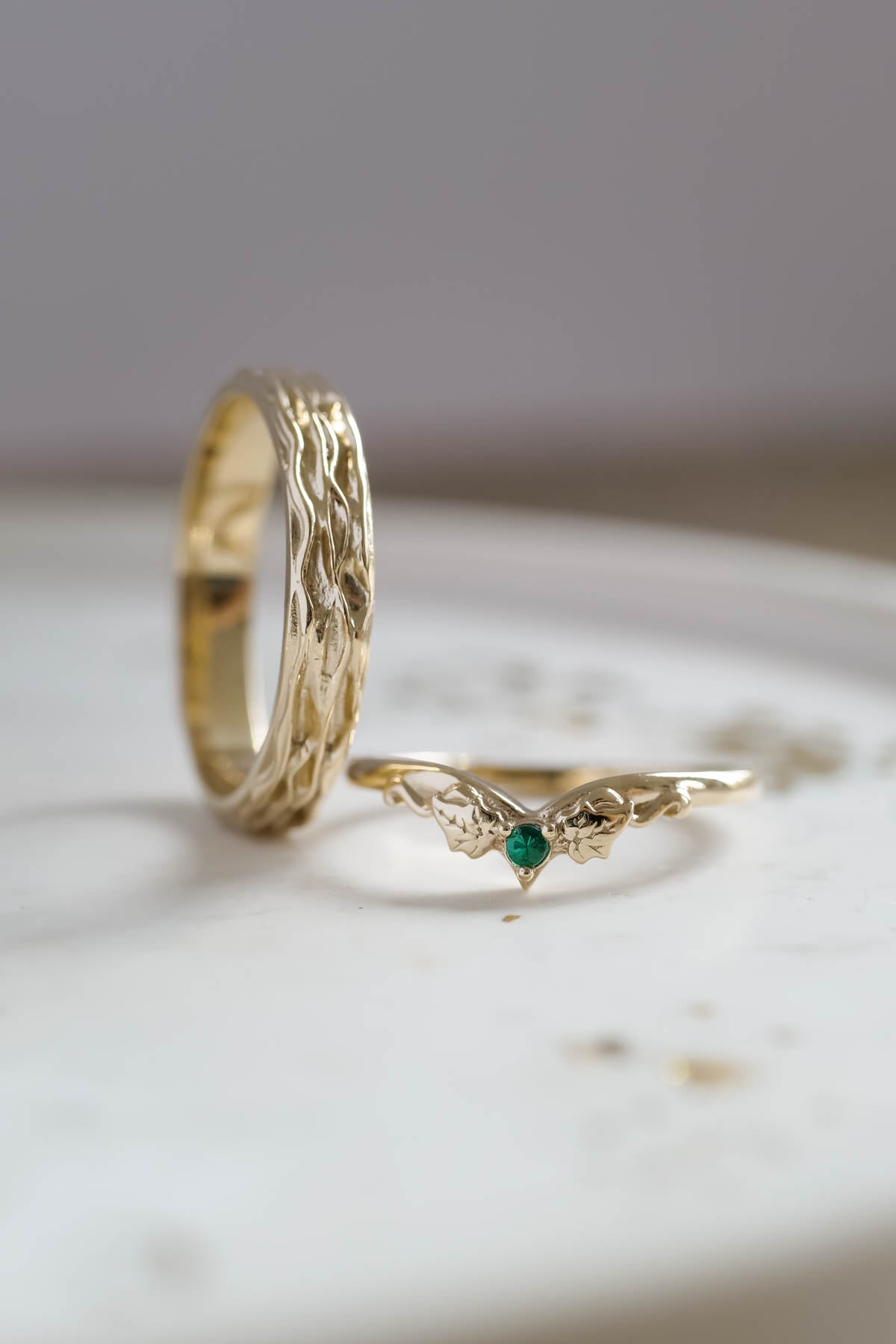 Wedding rings set for couple: gold wave ring for man, ivy leaves emerald ring for woman - Eden Garden Jewelry™