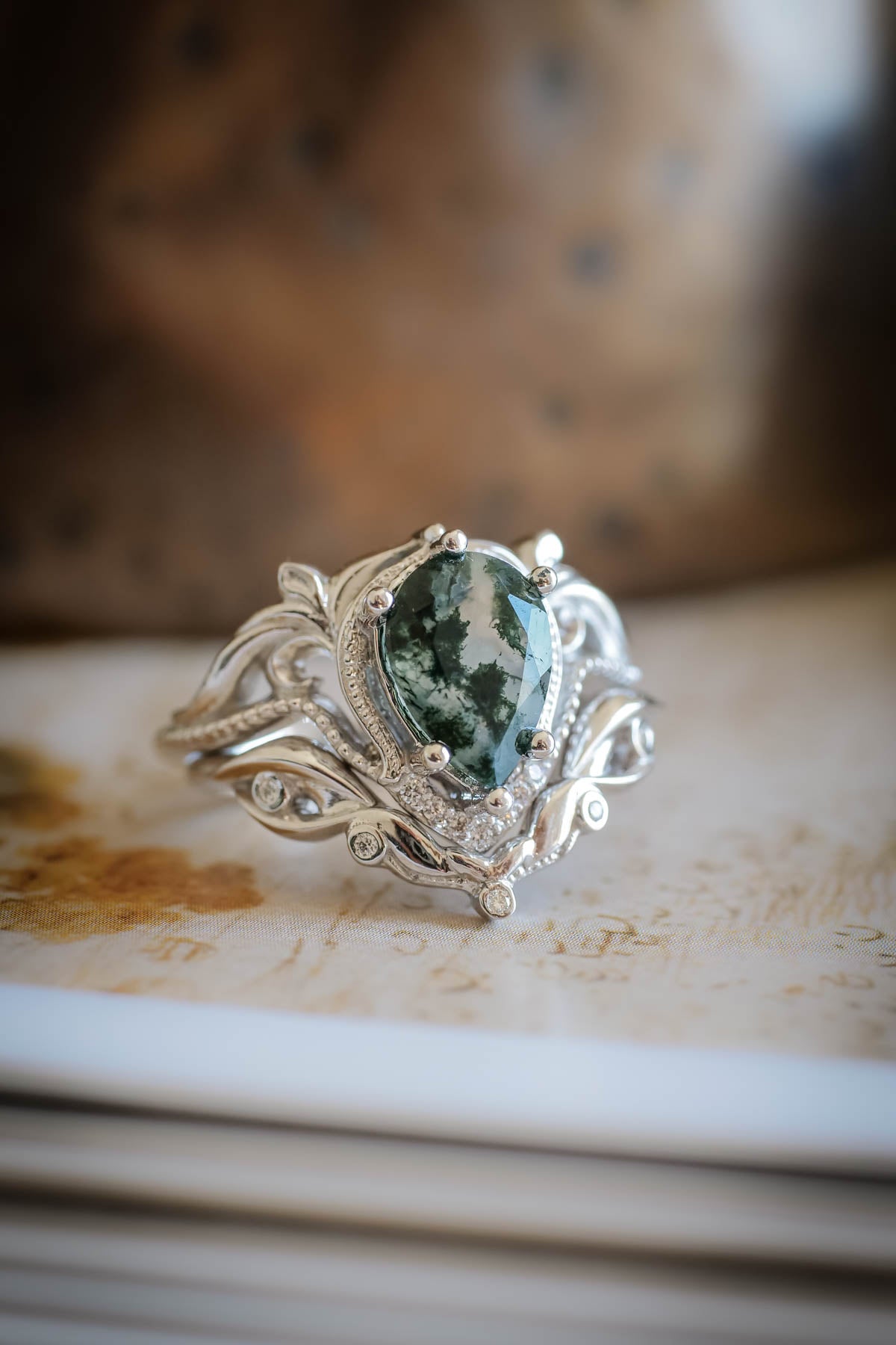 Unique moss agate bridal ring set, alternative engagement ring set