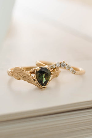 Owal Shape Green Stone With Diamond Glittering Design Gold Plated Ring -  Style A852 at Rs 700.00 | फ़ैशन अंगूठी - Soni Fashion, Rajkot | ID:  2851124025591