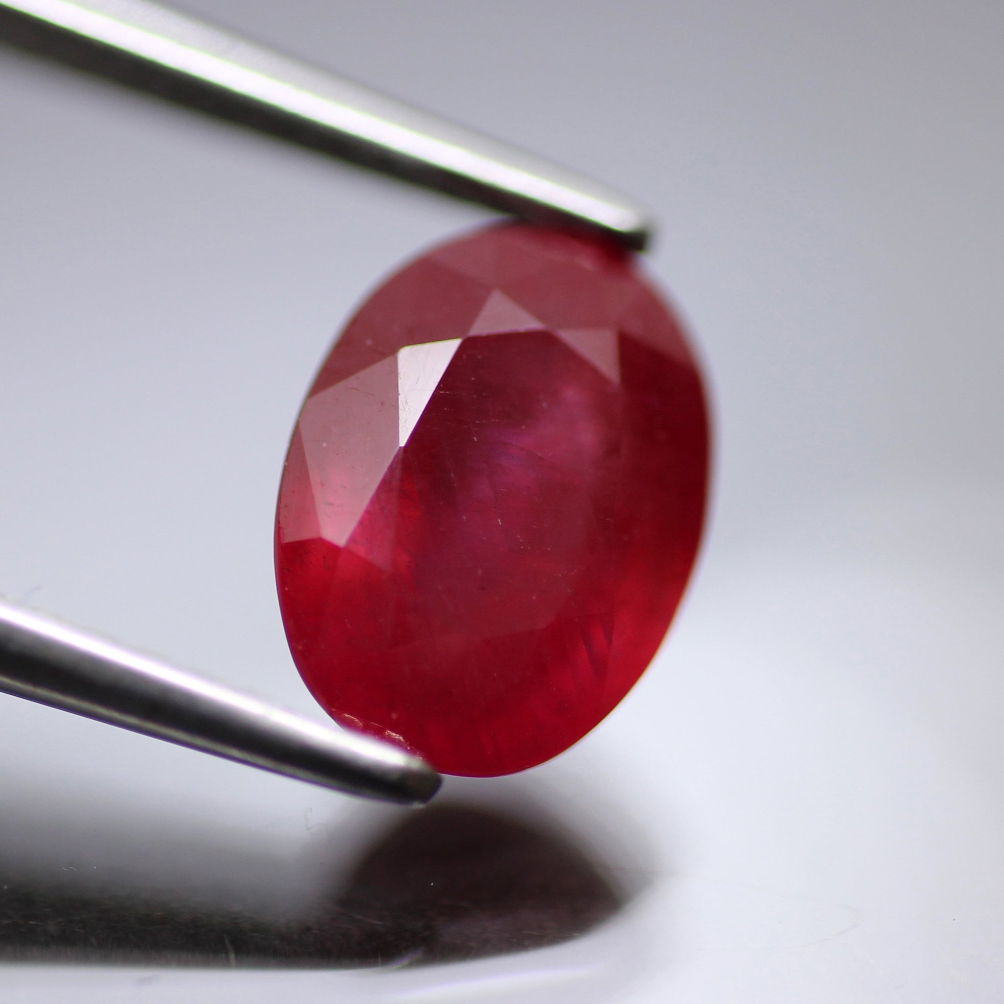 Ruby | natural, oval cut 8x6 mm, 1.3 ct - Eden Garden Jewelry™