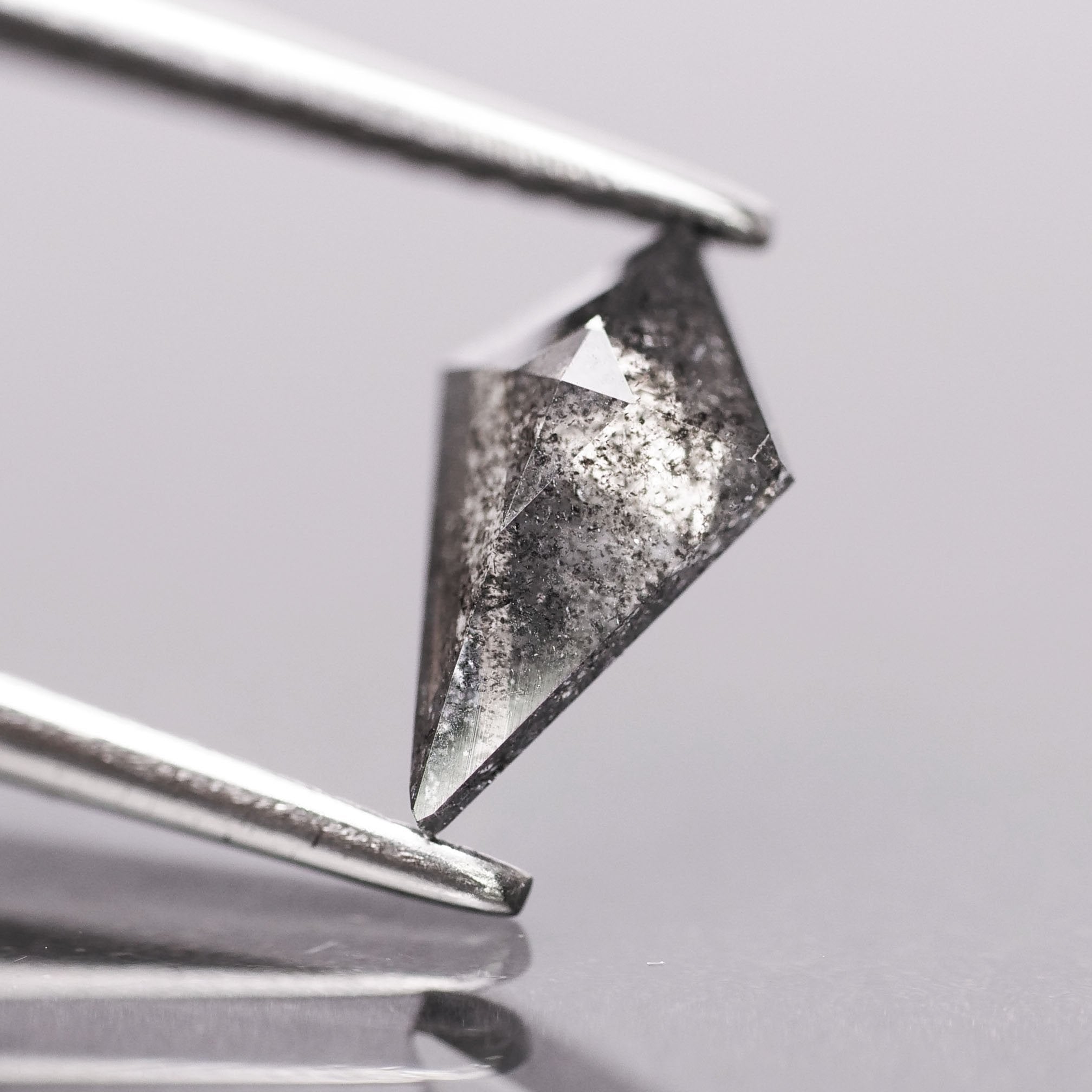 Salt & Pepper diamond | natural, kite cut 8.7mm, 0.59ct - Eden Garden Jewelry™