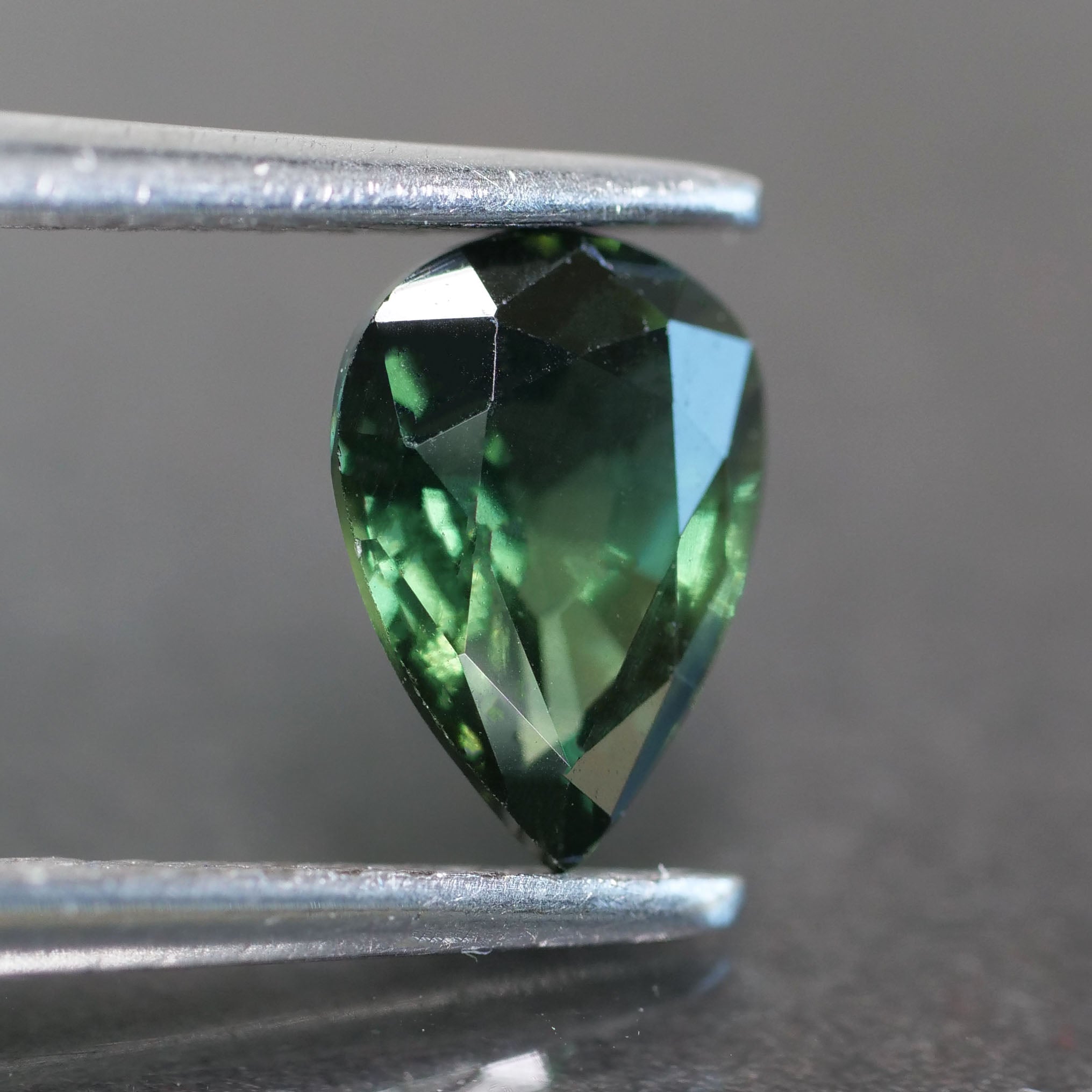 Sapphire | natural, green, pear cut 8x6 mm, 1.3ct - Eden Garden Jewelry™