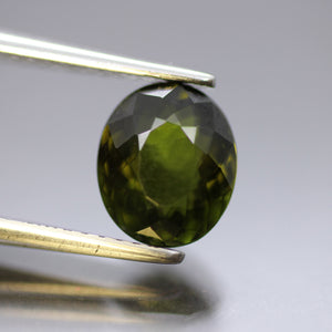 Tourmaline | deep green colour, oval cut 7.8x6.6 mm, 1.49ct, VS Mozambique - Eden Garden Jewelry™