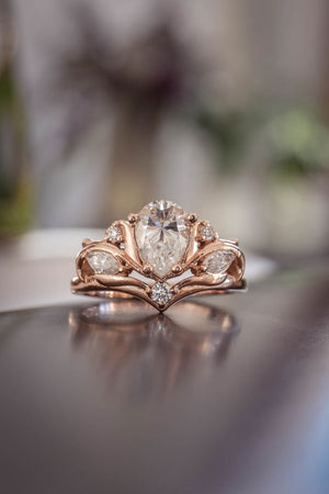 moissanite-pear-shaped-engagement-rings