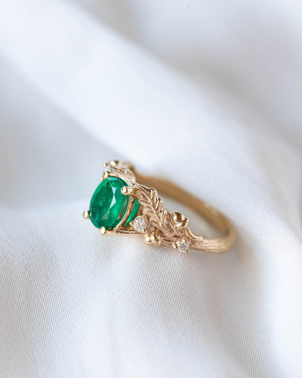 Natural emerald oak leaves engagement ring, gold ring with diamonds and acorns / Silviya - Eden Garden Jewelry™