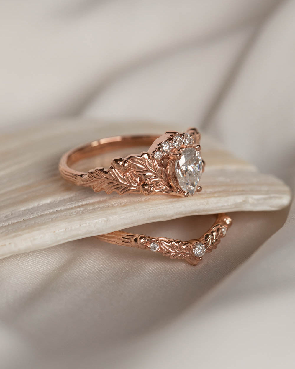 Oak leaves bridal ring set ring with pear moissanite, diamond engagement and wedding rings / Royal Oak - Eden Garden Jewelry™