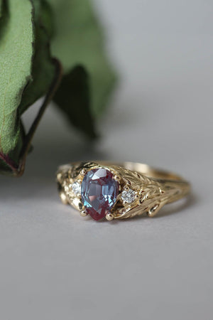 READY TO SHIP: Wisteria in 18K yellow gold, pear alexandrite 7x5 mm, diamonds, RING SIZE 8 US - Eden Garden Jewelry™