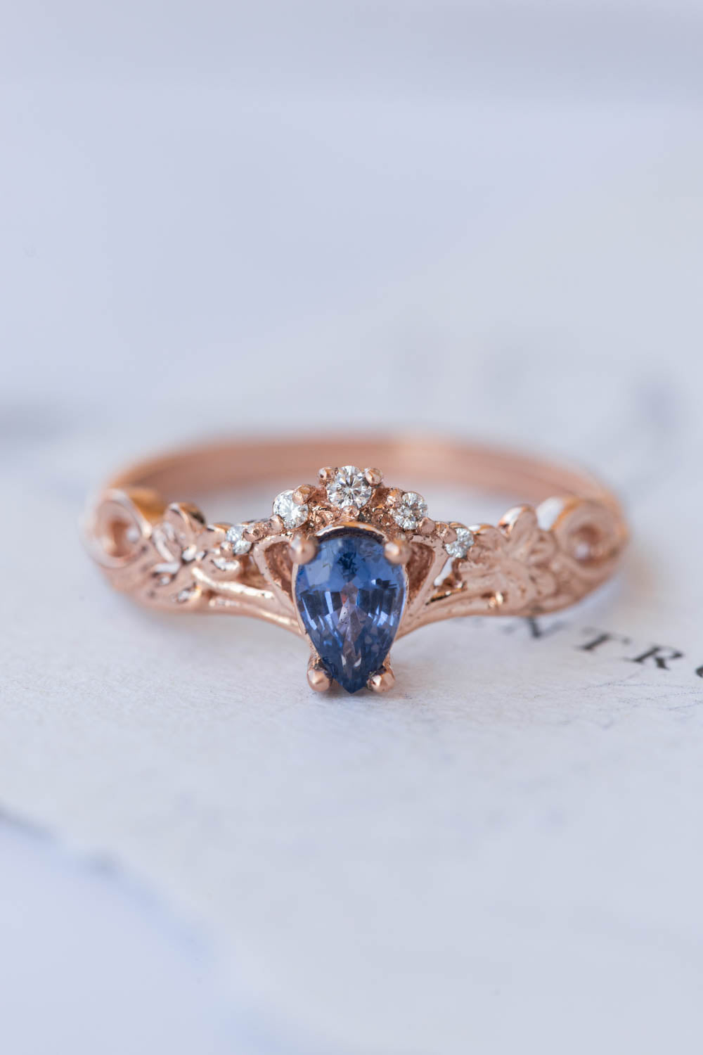 Celtic engagement ring with natural pear sapphire and diamonds / Horta - Eden Garden Jewelry™