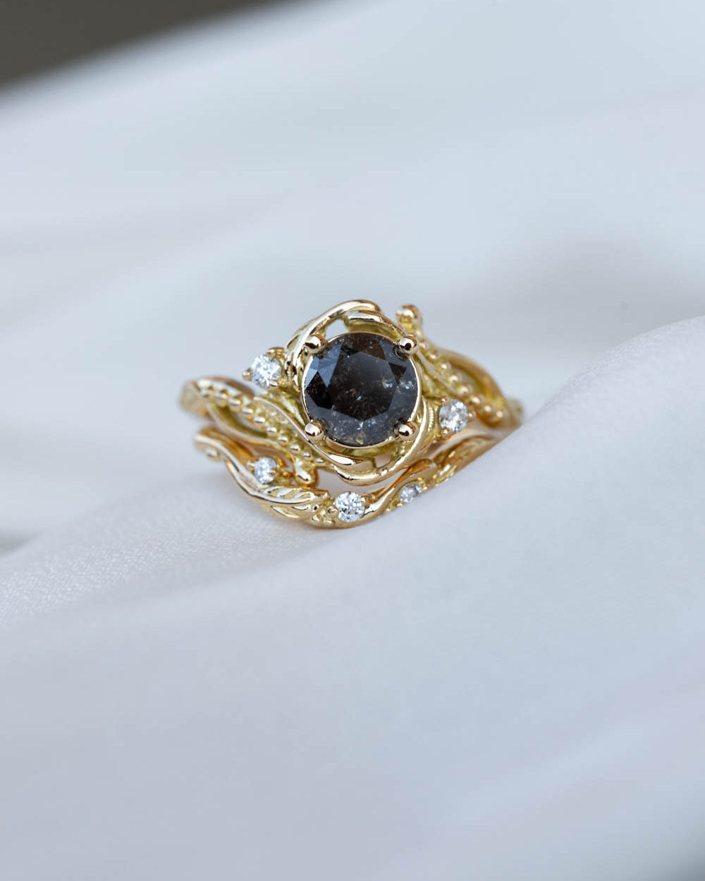 Salt and pepper diamond engagement ring set, gold bridal ring set with diamonds / Undina - Eden Garden Jewelry™