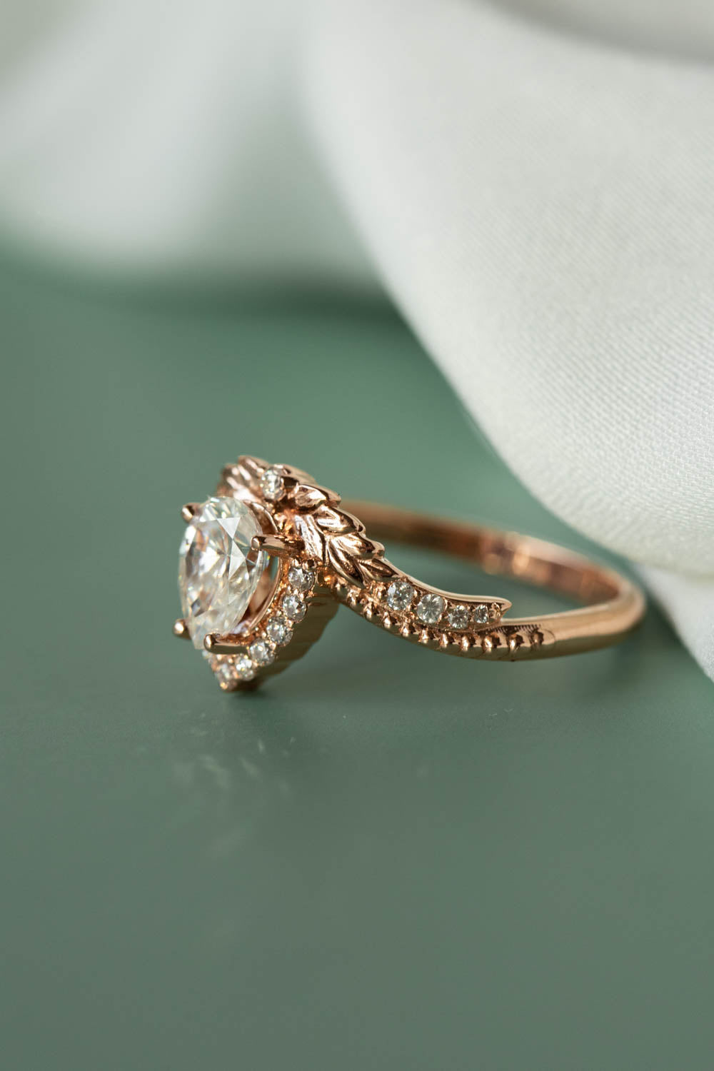 rose gold vintage wedding rings