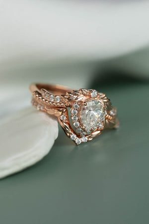 Pear lab grown diamond bridal ring set, halo diamond engagement ring set / Lyonella - Eden Garden Jewelry™
