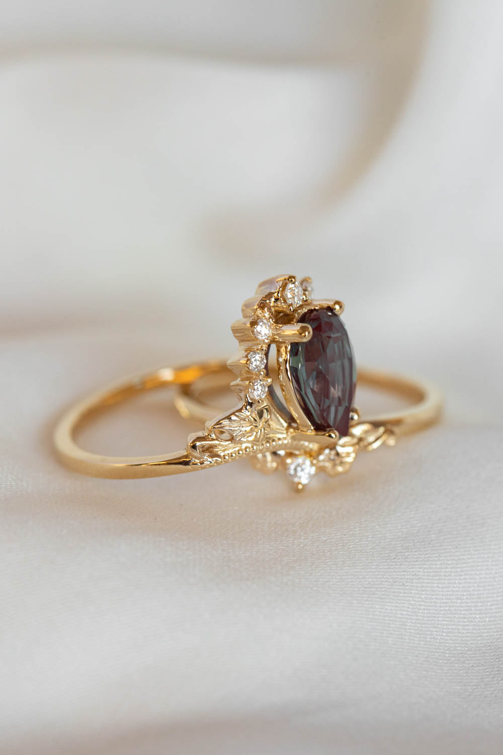 Alexandrite and diamonds engagement ring, big pear gemstone gold ring / Ariadne - Eden Garden Jewelry™