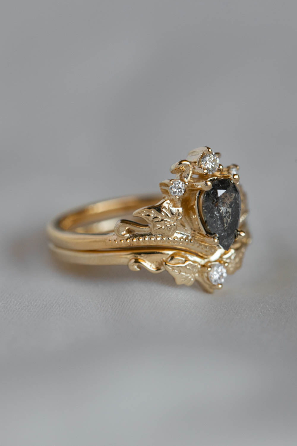 Natural salt and pepper diamond bridal ring set, ivy leaves engagement ...